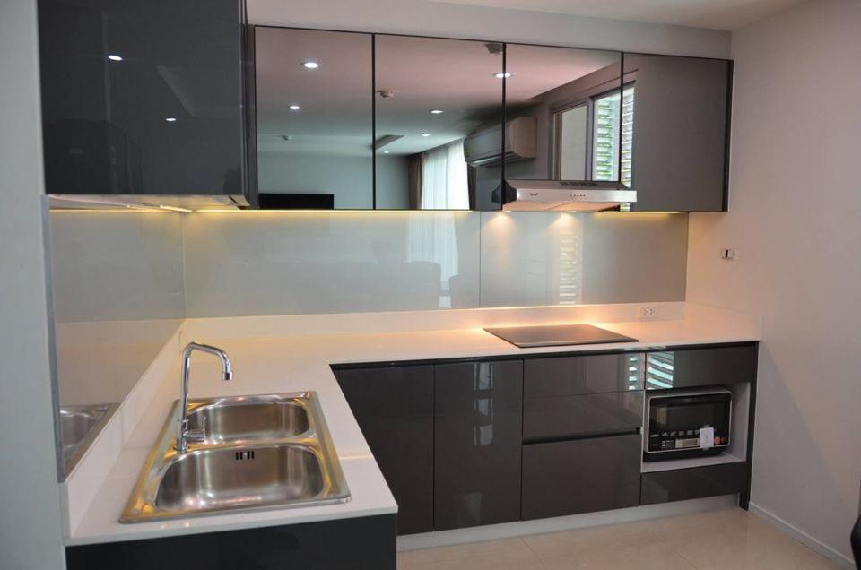 Апартаменты Vivi Avenue Thonglor Бангкок Экстерьер фото