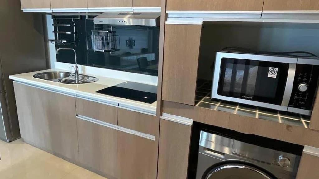 Апартаменты Vivi Avenue Thonglor Бангкок Экстерьер фото